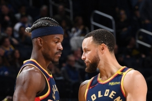 体育赛事预测-排名从第11到第5！库里：交易截止日后球队像完成了一场蜕变