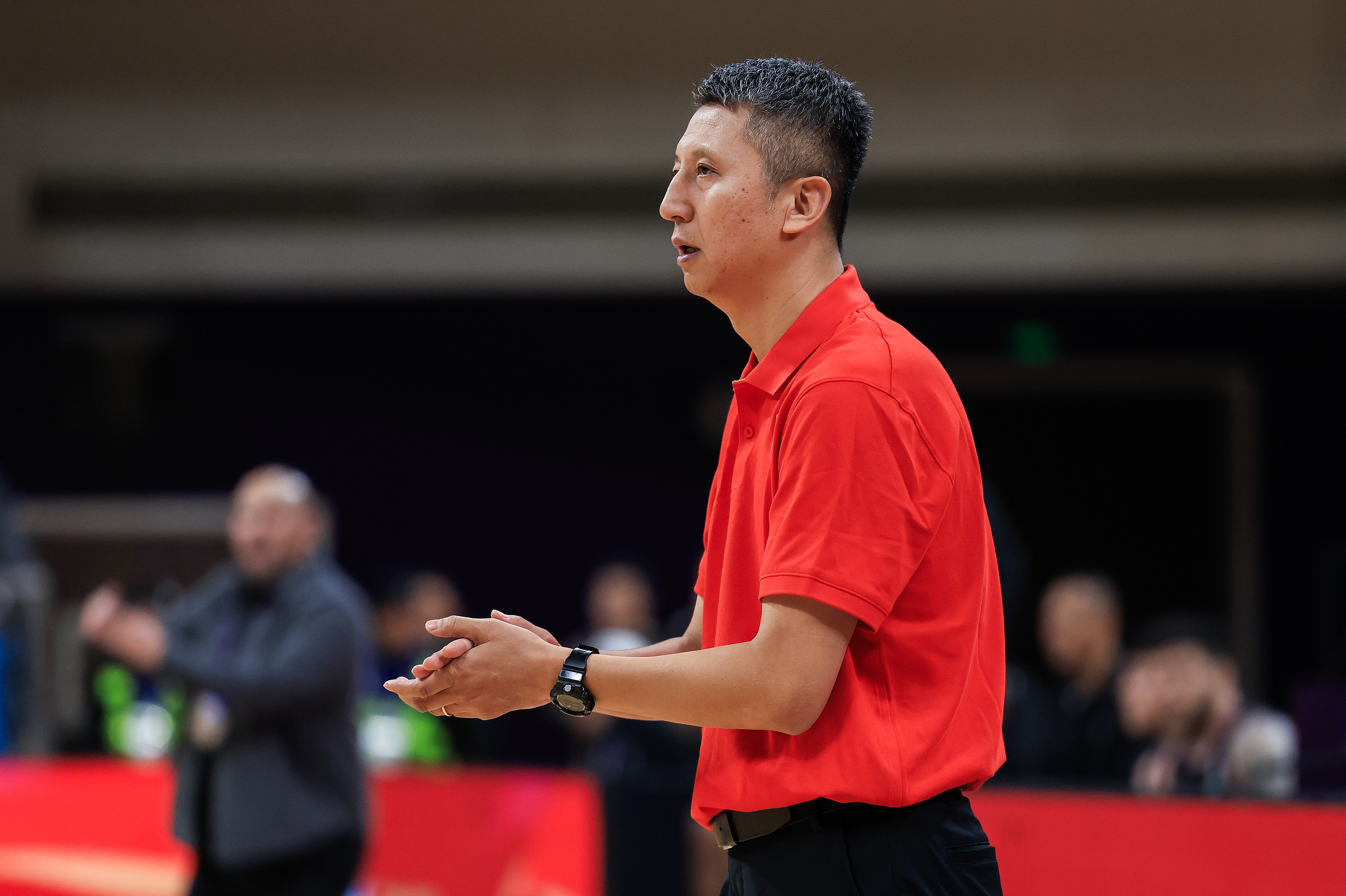 九游体育赛事-中国男篮时隔10年再次杀进亚洲杯四强，你认为男篮能否复制当年最终夺冠？