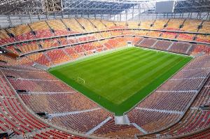 国足18强赛5个主场有3个在专业足球场，此前4战场均上座超5万